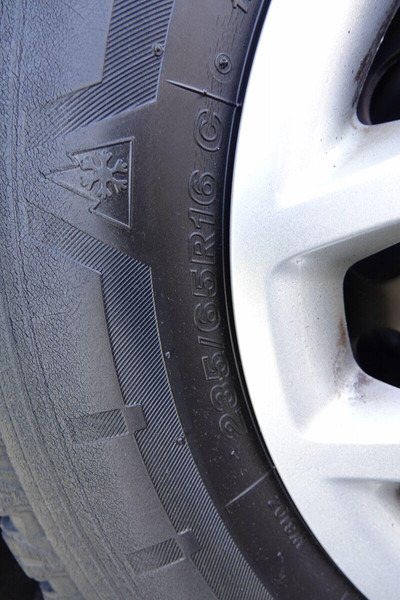 Minibussi, Pikkubussi Ford Transit: kuva Minibussi, Pikkubussi Ford Transit