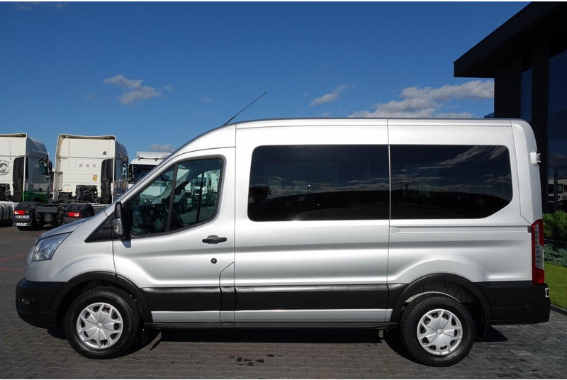 Minibussi, Pikkubussi Ford Transit: kuva Minibussi, Pikkubussi Ford Transit
