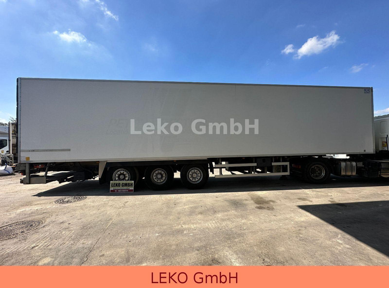Fruehauf FST4FC - Refrigeraattori puoliperävaunu: kuva Fruehauf FST4FC - Refrigeraattori puoliperävaunu Fruehauf FST4FC - Refrigeraattori puoliperävaunu: kuva Fruehauf FST4FC - Refrigeraattori puoliperävaunu