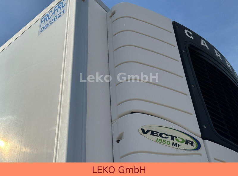 Fruehauf FST4FC - Refrigeraattori puoliperävaunu: kuva Fruehauf FST4FC - Refrigeraattori puoliperävaunu Fruehauf FST4FC - Refrigeraattori puoliperävaunu: kuva Fruehauf FST4FC - Refrigeraattori puoliperävaunu