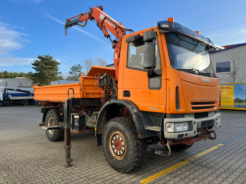 Iveco 140 E 24 4x4 + Atlas AK 65.2 A1 - Kippiauto kuorma-auto, Nosturiauto: kuva Iveco 140 E 24 4x4 + Atlas AK 65.2 A1 - Kippiauto kuorma-auto, Nosturiauto Iveco 140 E 24 4x4 + Atlas AK 65.2 A1 - Kippiauto kuorma-auto, Nosturiauto: kuva Iveco 140 E 24 4x4 + Atlas AK 65.2 A1 - Kippiauto kuorma-auto, Nosturiauto