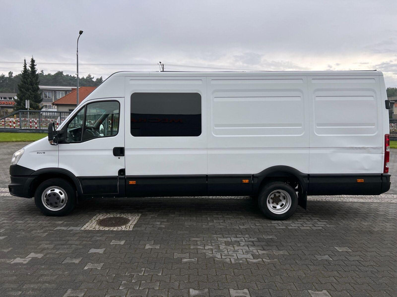 Iveco 50C15 3.0 Maxi Long L4H2 Brygadówka Doka 7-miejsc, Koła Bliźniac - Minibussi, Pikkubussi: kuva Iveco 50C15 3.0 Maxi Long L4H2 Brygadówka Doka 7-miejsc, Koła Bliźniac - Minibussi, Pikkubussi Iveco 50C15 3.0 Maxi Long L4H2 Brygadówka Doka 7-miejsc, Koła Bliźniac - Minibussi, Pikkubussi: kuva Iveco 50C15 3.0 Maxi Long L4H2 Brygadówka Doka 7-miejsc, Koła Bliźniac - Minibussi, Pikkubussi