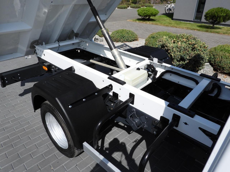 Kippilava-auto Iveco DAILY 35C16 WYWROTKA PODWÓJNA KABINA DOKA 6 MIEJSC TEMPOMAT NAWI: kuva Kippilava-auto Iveco DAILY 35C16 WYWROTKA PODWÓJNA KABINA DOKA 6 MIEJSC TEMPOMAT NAWI Kippilava-auto Iveco DAILY 35C16 WYWROTKA PODWÓJNA KABINA DOKA 6 MIEJSC TEMPOMAT NAWI: kuva Kippilava-auto Iveco DAILY 35C16 WYWROTKA PODWÓJNA KABINA DOKA 6 MIEJSC TEMPOMAT NAWI