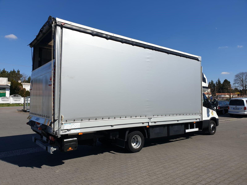 Iveco DAILY 72C18 70C18 HI-MATIC 1.HAND - Pressukapelli kuorma-auto: kuva Iveco DAILY 72C18 70C18 HI-MATIC 1.HAND - Pressukapelli kuorma-auto Iveco DAILY 72C18 70C18 HI-MATIC 1.HAND - Pressukapelli kuorma-auto: kuva Iveco DAILY 72C18 70C18 HI-MATIC 1.HAND - Pressukapelli kuorma-auto