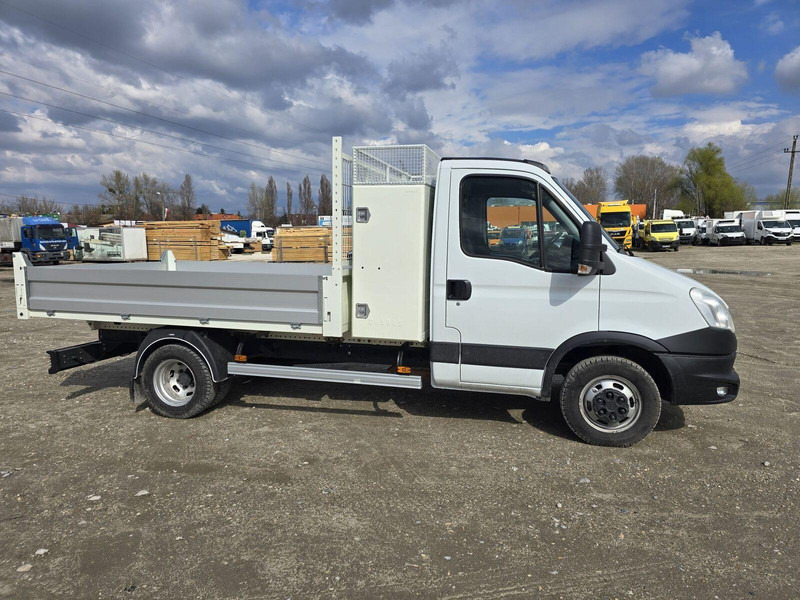 Iveco Daily 35 C 13 - Tipper + tool box - Kippilava-auto: kuva Iveco Daily 35 C 13 - Tipper + tool box - Kippilava-auto Iveco Daily 35 C 13 - Tipper + tool box - Kippilava-auto: kuva Iveco Daily 35 C 13 - Tipper + tool box - Kippilava-auto