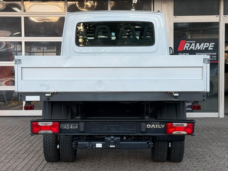 Iveco Daily 35C15 flatbed - Avolava pakettiauto, Jatko-ohjaamo kevyt kuorma-auto: kuva Iveco Daily 35C15 flatbed - Avolava pakettiauto, Jatko-ohjaamo kevyt kuorma-auto Iveco Daily 35C15 flatbed - Avolava pakettiauto, Jatko-ohjaamo kevyt kuorma-auto: kuva Iveco Daily 35C15 flatbed - Avolava pakettiauto, Jatko-ohjaamo kevyt kuorma-auto