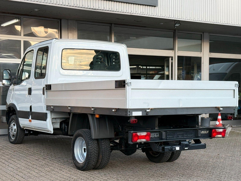 Iveco Daily 35C15 flatbed - Avolava pakettiauto, Jatko-ohjaamo kevyt kuorma-auto: kuva Iveco Daily 35C15 flatbed - Avolava pakettiauto, Jatko-ohjaamo kevyt kuorma-auto Iveco Daily 35C15 flatbed - Avolava pakettiauto, Jatko-ohjaamo kevyt kuorma-auto: kuva Iveco Daily 35C15 flatbed - Avolava pakettiauto, Jatko-ohjaamo kevyt kuorma-auto