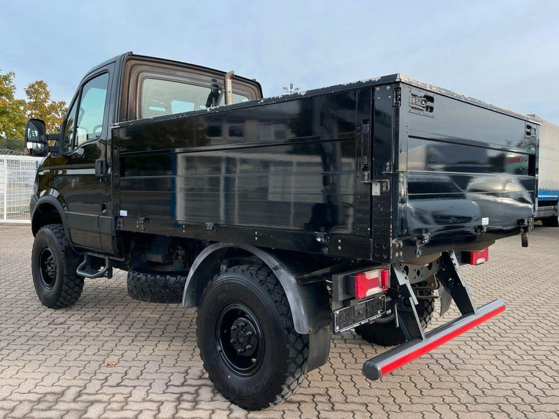 Iveco Daily 35S17 Flatbed 4x4 - Avolava pakettiauto: kuva Iveco Daily 35S17 Flatbed 4x4 - Avolava pakettiauto Iveco Daily 35S17 Flatbed 4x4 - Avolava pakettiauto: kuva Iveco Daily 35S17 Flatbed 4x4 - Avolava pakettiauto
