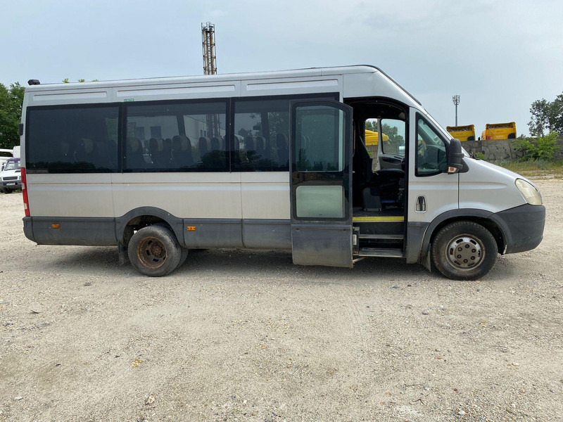 Iveco Daily 50 C 18 - 20 personal minibus - Minibussi, Pikkubussi: kuva Iveco Daily 50 C 18 - 20 personal minibus - Minibussi, Pikkubussi Iveco Daily 50 C 18 - 20 personal minibus - Minibussi, Pikkubussi: kuva Iveco Daily 50 C 18 - 20 personal minibus - Minibussi, Pikkubussi