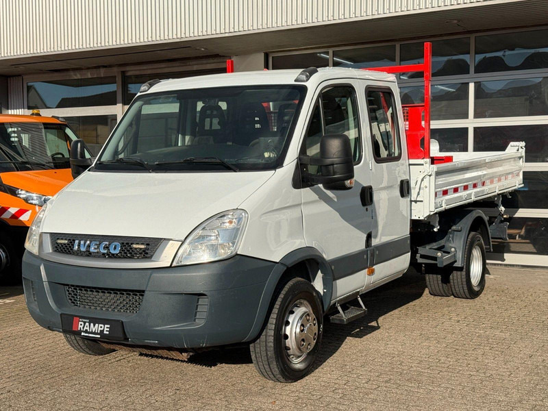 Iveco Daily 70C17 Doka Three sided M Tipper + Crane - Kippiauto kuorma-auto, Nosturiauto: kuva Iveco Daily 70C17 Doka Three sided M Tipper + Crane - Kippiauto kuorma-auto, Nosturiauto Iveco Daily 70C17 Doka Three sided M Tipper + Crane - Kippiauto kuorma-auto, Nosturiauto: kuva Iveco Daily 70C17 Doka Three sided M Tipper + Crane - Kippiauto kuorma-auto, Nosturiauto