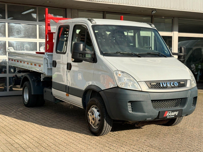 Iveco Daily 70C17 Doka Three sided M Tipper + Crane - Kippiauto kuorma-auto, Nosturiauto: kuva Iveco Daily 70C17 Doka Three sided M Tipper + Crane - Kippiauto kuorma-auto, Nosturiauto Iveco Daily 70C17 Doka Three sided M Tipper + Crane - Kippiauto kuorma-auto, Nosturiauto: kuva Iveco Daily 70C17 Doka Three sided M Tipper + Crane - Kippiauto kuorma-auto, Nosturiauto
