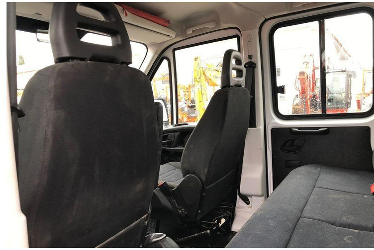 Iveco Daily CCB 35S14 D - Doka flatbed 4x4 - Avolava pakettiauto, Jatko-ohjaamo kevyt kuorma-auto: kuva Iveco Daily CCB 35S14 D - Doka flatbed 4x4 - Avolava pakettiauto, Jatko-ohjaamo kevyt kuorma-auto Iveco Daily CCB 35S14 D - Doka flatbed 4x4 - Avolava pakettiauto, Jatko-ohjaamo kevyt kuorma-auto: kuva Iveco Daily CCB 35S14 D - Doka flatbed 4x4 - Avolava pakettiauto, Jatko-ohjaamo kevyt kuorma-auto