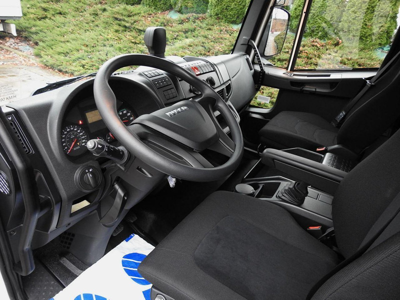Iveco EUROCARGO 120-250 NOWY PLANDEKA WINDA 18 PALET WEBASTO KLIMATYZA - Pressukapelli kuorma-auto: kuva Iveco EUROCARGO 120-250 NOWY PLANDEKA WINDA 18 PALET WEBASTO KLIMATYZA - Pressukapelli kuorma-auto Iveco EUROCARGO 120-250 NOWY PLANDEKA WINDA 18 PALET WEBASTO KLIMATYZA - Pressukapelli kuorma-auto: kuva Iveco EUROCARGO 120-250 NOWY PLANDEKA WINDA 18 PALET WEBASTO KLIMATYZA - Pressukapelli kuorma-auto