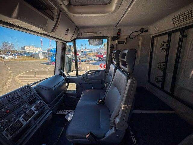 Kuorma-auto alusta, Nosturiauto Iveco EUROCARGO 4x4 Offroad Camper Winde: kuva Kuorma-auto alusta, Nosturiauto Iveco EUROCARGO 4x4 Offroad Camper Winde