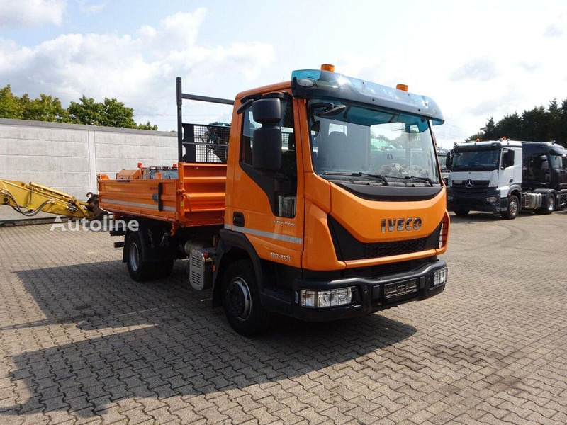 Iveco Eurocargo 120-210 - 3 way tipper truck - Kippiauto kuorma-auto: kuva Iveco Eurocargo 120-210 - 3 way tipper truck - Kippiauto kuorma-auto Iveco Eurocargo 120-210 - 3 way tipper truck - Kippiauto kuorma-auto: kuva Iveco Eurocargo 120-210 - 3 way tipper truck - Kippiauto kuorma-auto