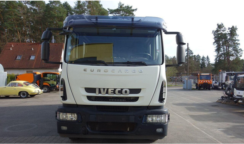 Iveco Eurocargo 120E225 - Workshop truck - Myyntiauto: kuva Iveco Eurocargo 120E225 - Workshop truck - Myyntiauto Iveco Eurocargo 120E225 - Workshop truck - Myyntiauto: kuva Iveco Eurocargo 120E225 - Workshop truck - Myyntiauto