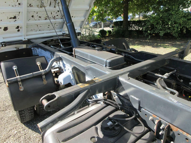 Iveco Eurocargo 120E25 - 3 way tipper - Kippiauto kuorma-auto: kuva Iveco Eurocargo 120E25 - 3 way tipper - Kippiauto kuorma-auto Iveco Eurocargo 120E25 - 3 way tipper - Kippiauto kuorma-auto: kuva Iveco Eurocargo 120E25 - 3 way tipper - Kippiauto kuorma-auto