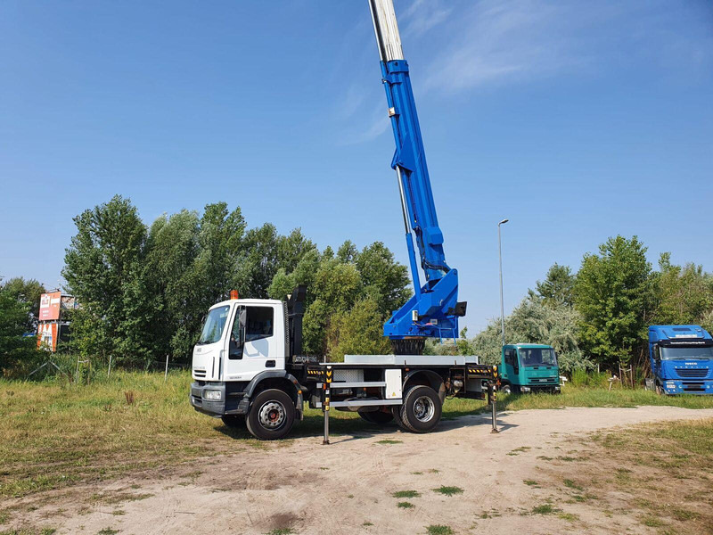 Iveco Eurocargo ML 180 E 24 - Bizocchi KJF 320 lifting basket 32 m - Itsekulkevat henkilönostimet: kuva Iveco Eurocargo ML 180 E 24 - Bizocchi KJF 320 lifting basket 32 m - Itsekulkevat henkilönostimet Iveco Eurocargo ML 180 E 24 - Bizocchi KJF 320 lifting basket 32 m - Itsekulkevat henkilönostimet: kuva Iveco Eurocargo ML 180 E 24 - Bizocchi KJF 320 lifting basket 32 m - Itsekulkevat henkilönostimet