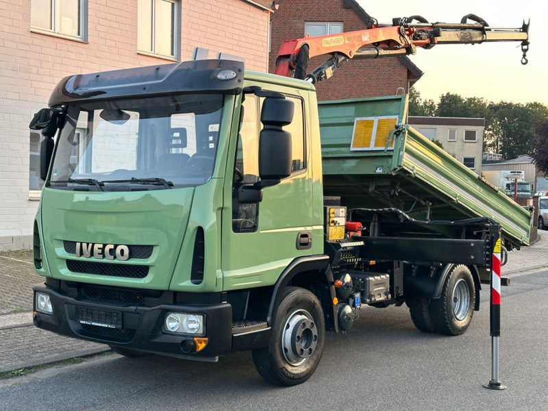 Iveco ML 80E18K M Tipper + Crane Palfinger PK7001-K - Kippiauto kuorma-auto, Nosturiauto: kuva Iveco ML 80E18K M Tipper + Crane Palfinger PK7001-K - Kippiauto kuorma-auto, Nosturiauto Iveco ML 80E18K M Tipper + Crane Palfinger PK7001-K - Kippiauto kuorma-auto, Nosturiauto: kuva Iveco ML 80E18K M Tipper + Crane Palfinger PK7001-K - Kippiauto kuorma-auto, Nosturiauto