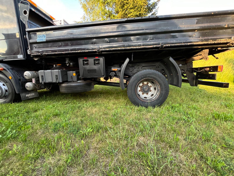 Iveco ML120E28 DREISEITENKIPPER-FERNVERKEHR-KLIMA. - Lava-kuorma-auto: kuva Iveco ML120E28 DREISEITENKIPPER-FERNVERKEHR-KLIMA. - Lava-kuorma-auto Iveco ML120E28 DREISEITENKIPPER-FERNVERKEHR-KLIMA. - Lava-kuorma-auto: kuva Iveco ML120E28 DREISEITENKIPPER-FERNVERKEHR-KLIMA. - Lava-kuorma-auto