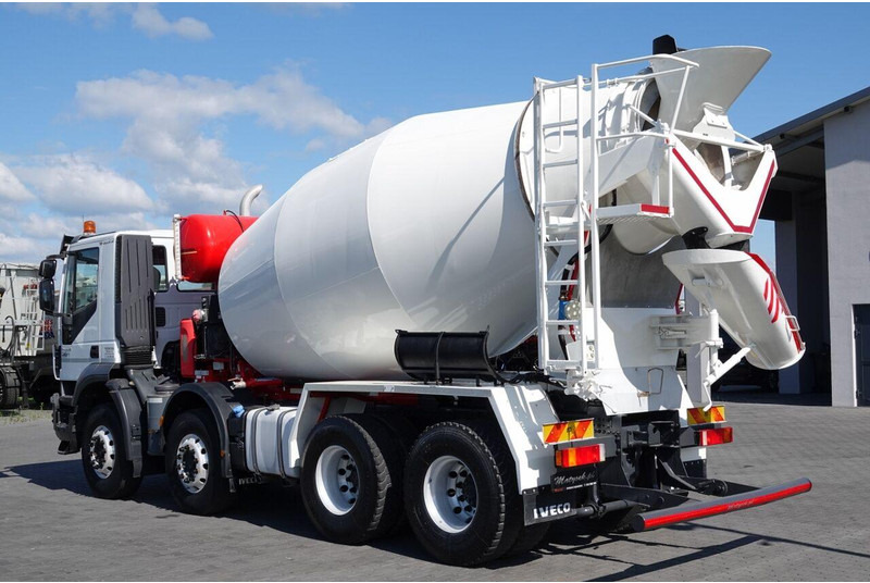 Iveco TRAKKER 410 / 8X4 / BETONOMIESZARKA 9 M3 / PUTZMEISTER / ALUFELG - Betoniauto: kuva Iveco TRAKKER 410 / 8X4 / BETONOMIESZARKA 9 M3 / PUTZMEISTER / ALUFELG - Betoniauto Iveco TRAKKER 410 / 8X4 / BETONOMIESZARKA 9 M3 / PUTZMEISTER / ALUFELG - Betoniauto: kuva Iveco TRAKKER 410 / 8X4 / BETONOMIESZARKA 9 M3 / PUTZMEISTER / ALUFELG - Betoniauto
