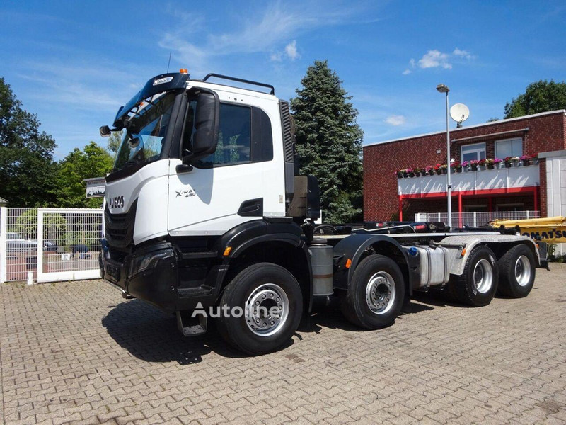 Iveco X-WAY 480 - Hook lift truck 8x4 - Koukkulava kuorma-auto: kuva Iveco X-WAY 480 - Hook lift truck 8x4 - Koukkulava kuorma-auto Iveco X-WAY 480 - Hook lift truck 8x4 - Koukkulava kuorma-auto: kuva Iveco X-WAY 480 - Hook lift truck 8x4 - Koukkulava kuorma-auto