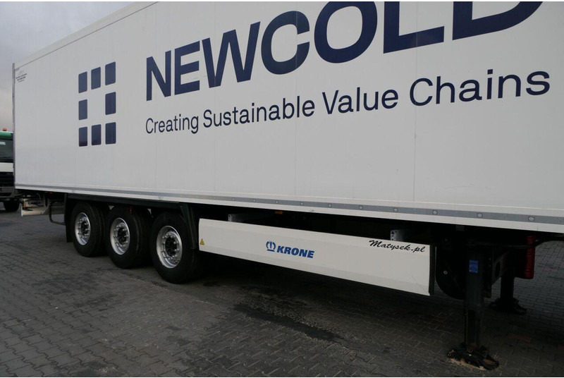 Refrigeraattori puoliperävaunu Krone: kuva Refrigeraattori puoliperävaunu Krone Refrigeraattori puoliperävaunu Krone: kuva Refrigeraattori puoliperävaunu Krone