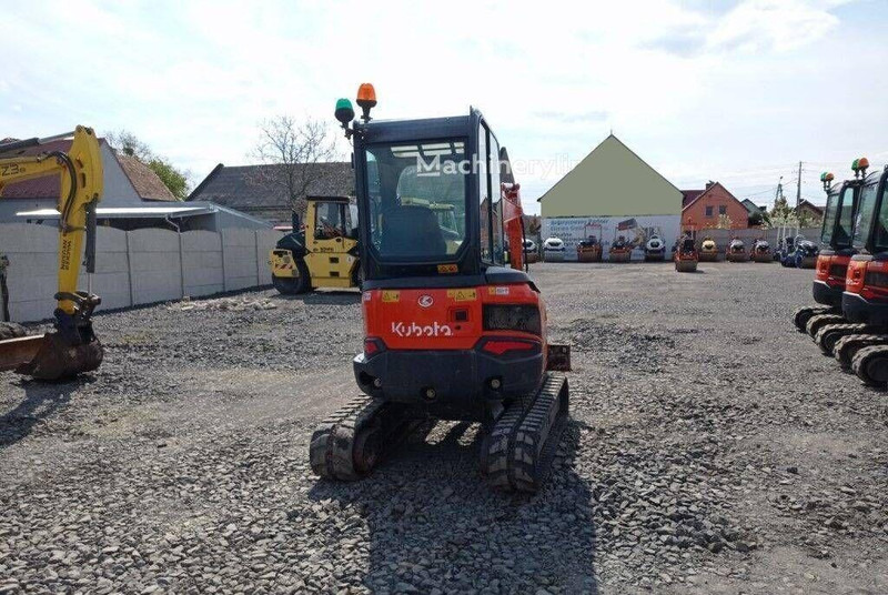 Kubota U27-4 - Crawler mini excavator - Minikuormaaja: kuva Kubota U27-4 - Crawler mini excavator - Minikuormaaja Kubota U27-4 - Crawler mini excavator - Minikuormaaja: kuva Kubota U27-4 - Crawler mini excavator - Minikuormaaja
