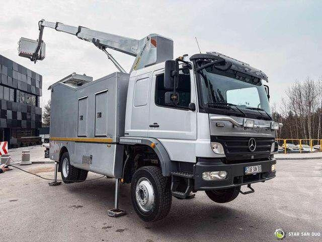 Mercedes-Benz 1529 4x4 Atego Lift Palfinger Wumag WT 230 - Kuorma-auto, Nosturiauto: kuva Mercedes-Benz 1529 4x4 Atego Lift Palfinger Wumag WT 230 - Kuorma-auto, Nosturiauto Mercedes-Benz 1529 4x4 Atego Lift Palfinger Wumag WT 230 - Kuorma-auto, Nosturiauto: kuva Mercedes-Benz 1529 4x4 Atego Lift Palfinger Wumag WT 230 - Kuorma-auto, Nosturiauto