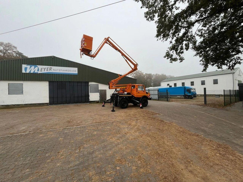 Mercedes-Benz Unimog 1200 4x4 - Lifting basket - Kuorma-auto, Nosturiauto: kuva Mercedes-Benz Unimog 1200 4x4 - Lifting basket - Kuorma-auto, Nosturiauto Mercedes-Benz Unimog 1200 4x4 - Lifting basket - Kuorma-auto, Nosturiauto: kuva Mercedes-Benz Unimog 1200 4x4 - Lifting basket - Kuorma-auto, Nosturiauto
