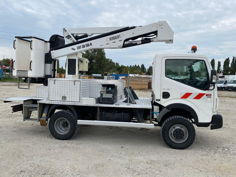 Renault Maxity 150 dxi 4x4 - Versalift Lifting Basket - 3,5t - Kuorma-auto, Nosturiauto: kuva Renault Maxity 150 dxi 4x4 - Versalift Lifting Basket - 3,5t - Kuorma-auto, Nosturiauto Renault Maxity 150 dxi 4x4 - Versalift Lifting Basket - 3,5t - Kuorma-auto, Nosturiauto: kuva Renault Maxity 150 dxi 4x4 - Versalift Lifting Basket - 3,5t - Kuorma-auto, Nosturiauto