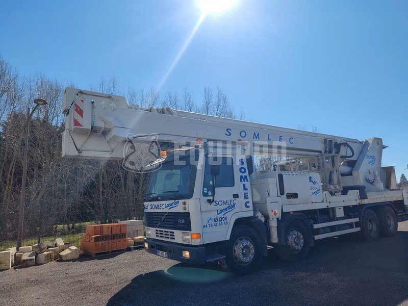 Volvo FL12 - Mounted boom lift truck - Kuorma-auto, Nosturiauto: kuva Volvo FL12 - Mounted boom lift truck - Kuorma-auto, Nosturiauto Volvo FL12 - Mounted boom lift truck - Kuorma-auto, Nosturiauto: kuva Volvo FL12 - Mounted boom lift truck - Kuorma-auto, Nosturiauto