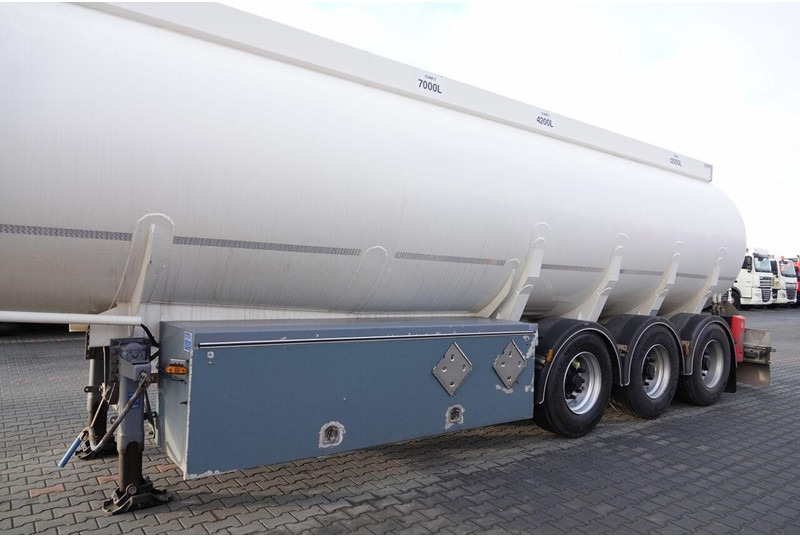 LAG CYSTERNA DO PALIWA / 36200 L / 4 KOMORY - Säiliöpuoliperävaunu: kuva LAG CYSTERNA DO PALIWA / 36200 L / 4 KOMORY - Säiliöpuoliperävaunu LAG CYSTERNA DO PALIWA / 36200 L / 4 KOMORY - Säiliöpuoliperävaunu: kuva LAG CYSTERNA DO PALIWA / 36200 L / 4 KOMORY - Säiliöpuoliperävaunu