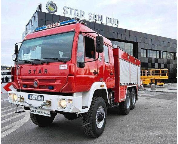 MAN 6x6 STAR Firetruck Feuerwehr - Paloauto: kuva MAN 6x6 STAR Firetruck Feuerwehr - Paloauto MAN 6x6 STAR Firetruck Feuerwehr - Paloauto: kuva MAN 6x6 STAR Firetruck Feuerwehr - Paloauto