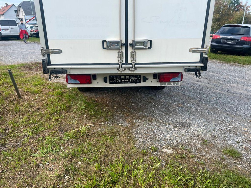 MAN TGE 3.180 4X4 - Kylmäauto: kuva MAN TGE 3.180 4X4 - Kylmäauto MAN TGE 3.180 4X4 - Kylmäauto: kuva MAN TGE 3.180 4X4 - Kylmäauto