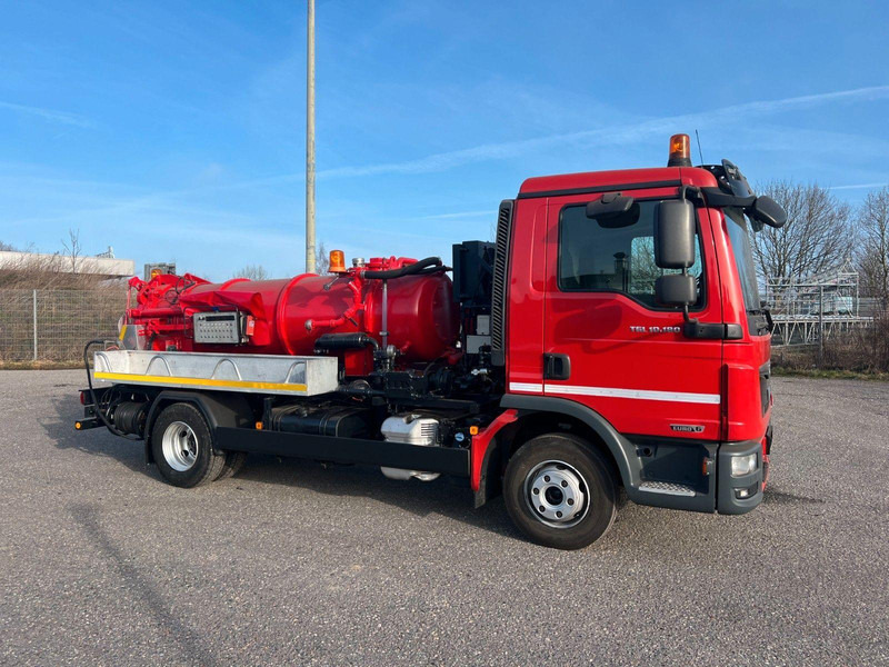 MAN TGL 10.180 Suction & pressure & rinsing truck - Puhtaanpitoauto: kuva MAN TGL 10.180 Suction & pressure & rinsing truck - Puhtaanpitoauto MAN TGL 10.180 Suction & pressure & rinsing truck - Puhtaanpitoauto: kuva MAN TGL 10.180 Suction & pressure & rinsing truck - Puhtaanpitoauto