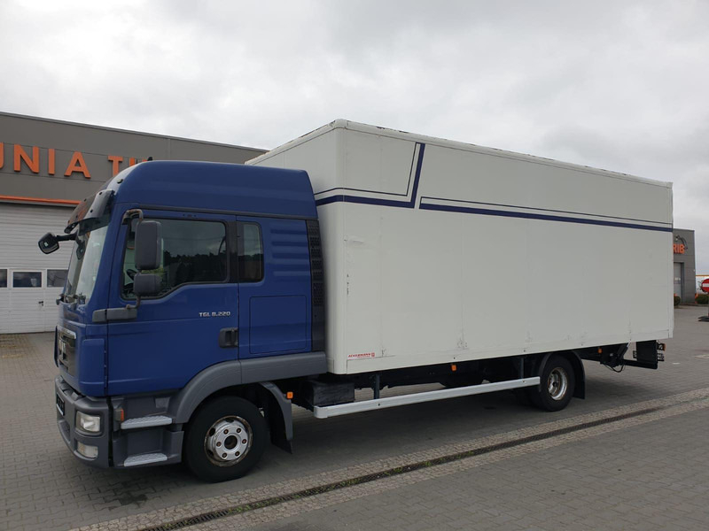 MAN TGL 8.220 EURO 5 CONTAINER+LIFT - Umpikori kuorma-auto: kuva MAN TGL 8.220 EURO 5 CONTAINER+LIFT - Umpikori kuorma-auto MAN TGL 8.220 EURO 5 CONTAINER+LIFT - Umpikori kuorma-auto: kuva MAN TGL 8.220 EURO 5 CONTAINER+LIFT - Umpikori kuorma-auto