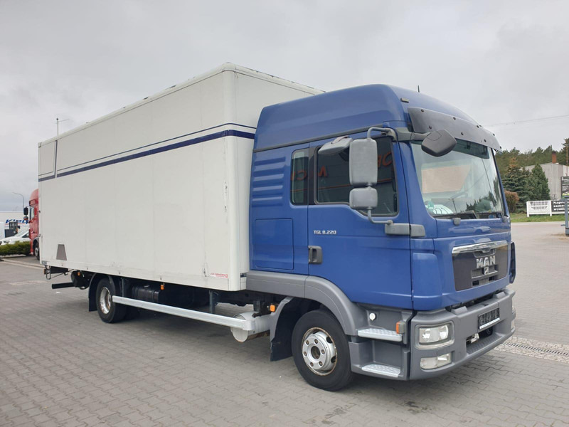 MAN TGL 8.220 EURO 5 CONTAINER+LIFT - Umpikori kuorma-auto: kuva MAN TGL 8.220 EURO 5 CONTAINER+LIFT - Umpikori kuorma-auto MAN TGL 8.220 EURO 5 CONTAINER+LIFT - Umpikori kuorma-auto: kuva MAN TGL 8.220 EURO 5 CONTAINER+LIFT - Umpikori kuorma-auto