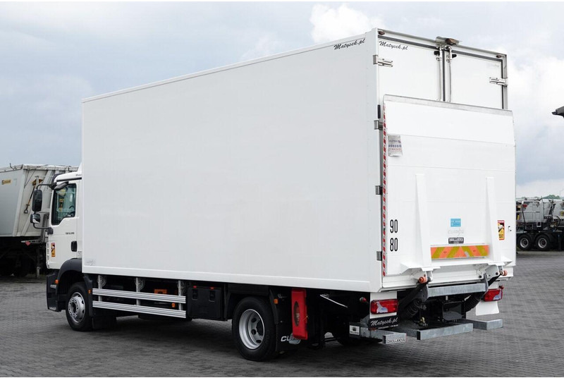 MAN TGM 12.290 / 4x2 / CHŁODNIA 6,5 M / AGREGAT THERMO KING T-600 R - Refrigeraattori kuorma-auto: kuva MAN TGM 12.290 / 4x2 / CHŁODNIA 6,5 M / AGREGAT THERMO KING T-600 R - Refrigeraattori kuorma-auto MAN TGM 12.290 / 4x2 / CHŁODNIA 6,5 M / AGREGAT THERMO KING T-600 R - Refrigeraattori kuorma-auto: kuva MAN TGM 12.290 / 4x2 / CHŁODNIA 6,5 M / AGREGAT THERMO KING T-600 R - Refrigeraattori kuorma-auto