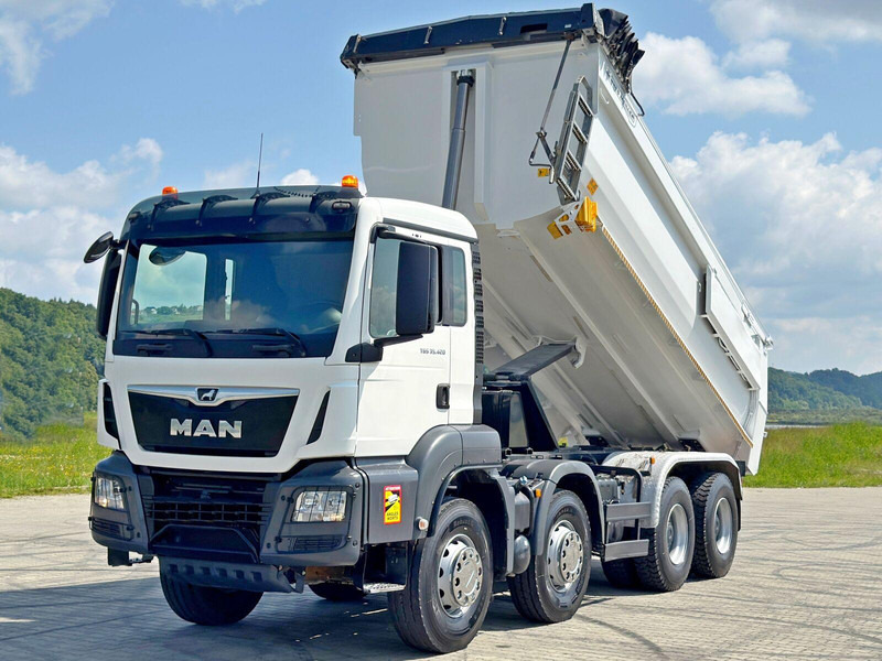 MAN TGS 35.420 KIPPER * 8x4 * TOPZUSTAND - Kippiauto kuorma-auto: kuva MAN TGS 35.420 KIPPER * 8x4 * TOPZUSTAND - Kippiauto kuorma-auto MAN TGS 35.420 KIPPER * 8x4 * TOPZUSTAND - Kippiauto kuorma-auto: kuva MAN TGS 35.420 KIPPER * 8x4 * TOPZUSTAND - Kippiauto kuorma-auto