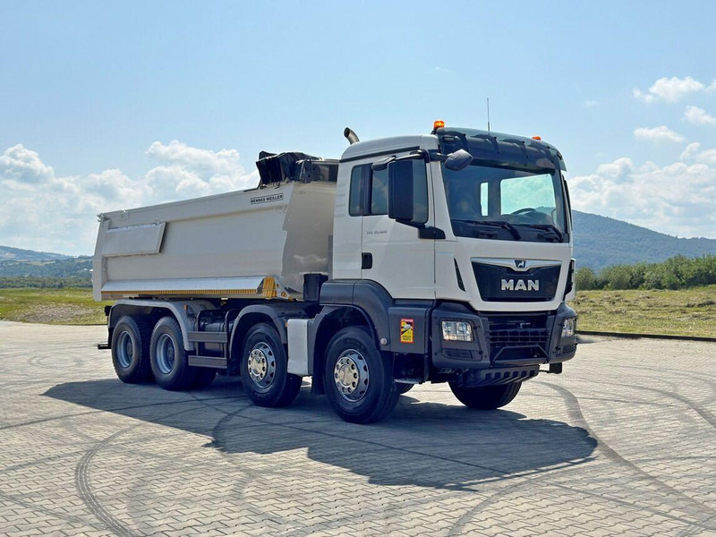 MAN TGS 35.420 KIPPER * 8x4 * TOPZUSTAND - Kippiauto kuorma-auto: kuva MAN TGS 35.420 KIPPER * 8x4 * TOPZUSTAND - Kippiauto kuorma-auto MAN TGS 35.420 KIPPER * 8x4 * TOPZUSTAND - Kippiauto kuorma-auto: kuva MAN TGS 35.420 KIPPER * 8x4 * TOPZUSTAND - Kippiauto kuorma-auto