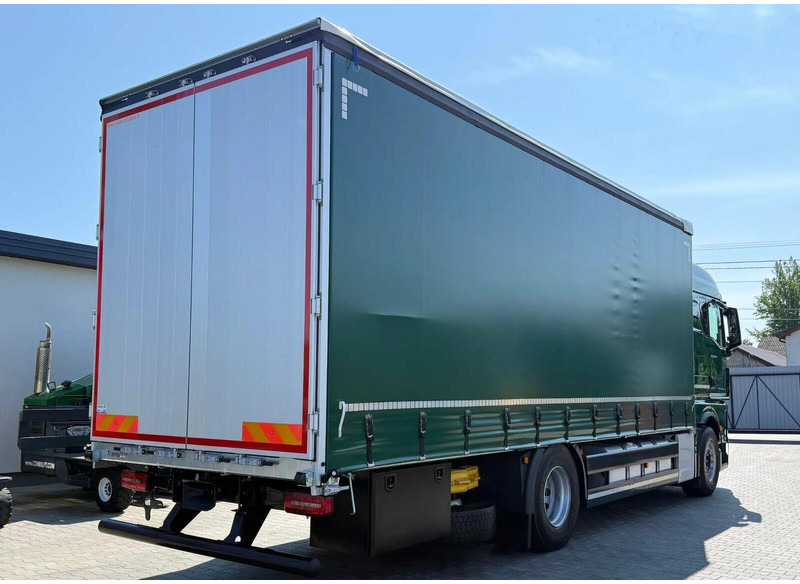 MAN TGX 18.470 - Curtain side - Pressukapelli kuorma-auto: kuva MAN TGX 18.470 - Curtain side - Pressukapelli kuorma-auto MAN TGX 18.470 - Curtain side - Pressukapelli kuorma-auto: kuva MAN TGX 18.470 - Curtain side - Pressukapelli kuorma-auto