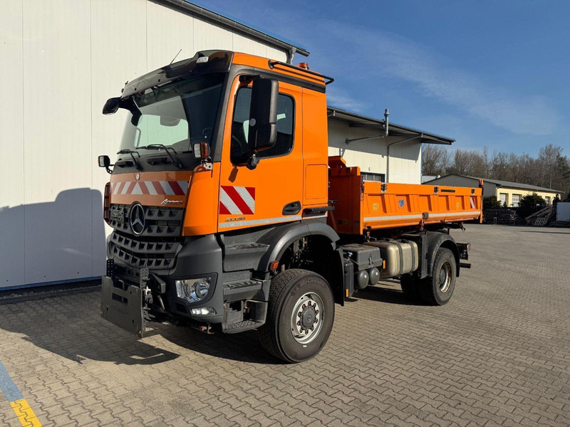 Mercedes-Benz 2036 AK 4x4 3-Way Meiller Tipper Crane HIAB XS088BS-2HiDuo - Kippiauto kuorma-auto, Nosturiauto: kuva Mercedes-Benz 2036 AK 4x4 3-Way Meiller Tipper Crane HIAB XS088BS-2HiDuo - Kippiauto kuorma-auto, Nosturiauto Mercedes-Benz 2036 AK 4x4 3-Way Meiller Tipper Crane HIAB XS088BS-2HiDuo - Kippiauto kuorma-auto, Nosturiauto: kuva Mercedes-Benz 2036 AK 4x4 3-Way Meiller Tipper Crane HIAB XS088BS-2HiDuo - Kippiauto kuorma-auto, Nosturiauto