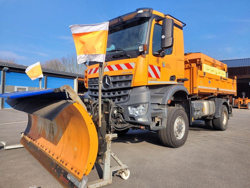 Mercedes-Benz 2036 AK 4x4 3-Way Meiller Tipper Crane HIAB XS088BS-2HiDuo - Kippiauto kuorma-auto, Nosturiauto: kuva Mercedes-Benz 2036 AK 4x4 3-Way Meiller Tipper Crane HIAB XS088BS-2HiDuo - Kippiauto kuorma-auto, Nosturiauto Mercedes-Benz 2036 AK 4x4 3-Way Meiller Tipper Crane HIAB XS088BS-2HiDuo - Kippiauto kuorma-auto, Nosturiauto: kuva Mercedes-Benz 2036 AK 4x4 3-Way Meiller Tipper Crane HIAB XS088BS-2HiDuo - Kippiauto kuorma-auto, Nosturiauto