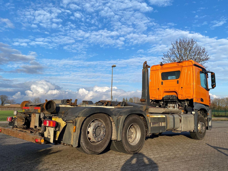 Mercedes-Benz 543 2643 2542 2642 Hakengerät Meiller 20.67 - Lava-kuorma-auto, Nosturiauto: kuva Mercedes-Benz 543 2643 2542 2642 Hakengerät Meiller 20.67 - Lava-kuorma-auto, Nosturiauto Mercedes-Benz 543 2643 2542 2642 Hakengerät Meiller 20.67 - Lava-kuorma-auto, Nosturiauto: kuva Mercedes-Benz 543 2643 2542 2642 Hakengerät Meiller 20.67 - Lava-kuorma-auto, Nosturiauto