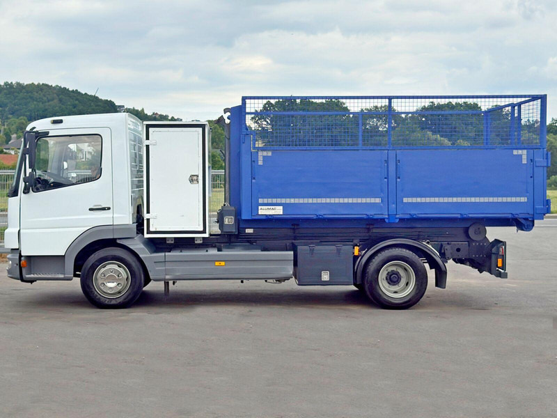 Mercedes-Benz 815 * Abrollkipper + CONTAINER 3,68 m * TOP - Koukkulava kuorma-auto: kuva Mercedes-Benz 815 * Abrollkipper + CONTAINER 3,68 m * TOP - Koukkulava kuorma-auto Mercedes-Benz 815 * Abrollkipper + CONTAINER 3,68 m * TOP - Koukkulava kuorma-auto: kuva Mercedes-Benz 815 * Abrollkipper + CONTAINER 3,68 m * TOP - Koukkulava kuorma-auto