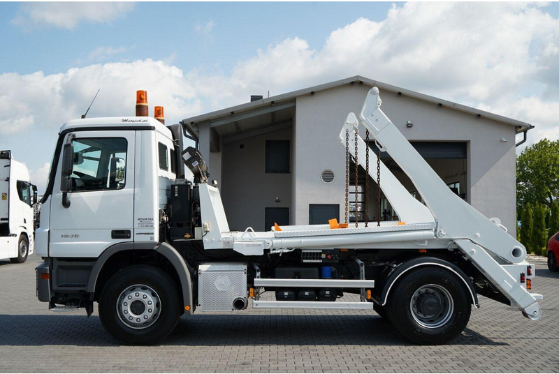 Mercedes-Benz ACTROS 1836 / 4X2 / BRAMOWIEC / PALFINGER M12T / EURO 6 / SPROW - Nostovarsi-vaihtolavakuorma kuorma-auto: kuva Mercedes-Benz ACTROS 1836 / 4X2 / BRAMOWIEC / PALFINGER M12T / EURO 6 / SPROW - Nostovarsi-vaihtolavakuorma kuorma-auto Mercedes-Benz ACTROS 1836 / 4X2 / BRAMOWIEC / PALFINGER M12T / EURO 6 / SPROW - Nostovarsi-vaihtolavakuorma kuorma-auto: kuva Mercedes-Benz ACTROS 1836 / 4X2 / BRAMOWIEC / PALFINGER M12T / EURO 6 / SPROW - Nostovarsi-vaihtolavakuorma kuorma-auto