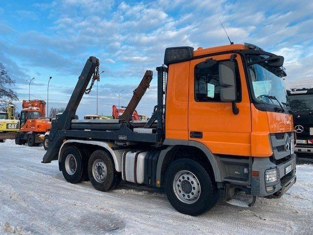 Mercedes-Benz ACTROS 1841 - Nostovarsi-vaihtolavakuorma kuorma-auto: kuva Mercedes-Benz ACTROS 1841 - Nostovarsi-vaihtolavakuorma kuorma-auto Mercedes-Benz ACTROS 1841 - Nostovarsi-vaihtolavakuorma kuorma-auto: kuva Mercedes-Benz ACTROS 1841 - Nostovarsi-vaihtolavakuorma kuorma-auto