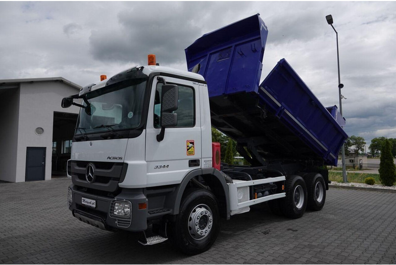 Mercedes-Benz ACTROS 3344 / 6x4 / WYWROTKA 2 STR / BORDMATIC / HYDROBURTA / HY - Kippiauto kuorma-auto: kuva Mercedes-Benz ACTROS 3344 / 6x4 / WYWROTKA 2 STR / BORDMATIC / HYDROBURTA / HY - Kippiauto kuorma-auto Mercedes-Benz ACTROS 3344 / 6x4 / WYWROTKA 2 STR / BORDMATIC / HYDROBURTA / HY - Kippiauto kuorma-auto: kuva Mercedes-Benz ACTROS 3344 / 6x4 / WYWROTKA 2 STR / BORDMATIC / HYDROBURTA / HY - Kippiauto kuorma-auto