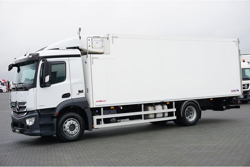 Mercedes-Benz ANTOS / 1830 / EURO 6 / CHŁODNIA + WINDA / 18 PALET - Refrigeraattori kuorma-auto: kuva Mercedes-Benz ANTOS / 1830 / EURO 6 / CHŁODNIA + WINDA / 18 PALET - Refrigeraattori kuorma-auto Mercedes-Benz ANTOS / 1830 / EURO 6 / CHŁODNIA + WINDA / 18 PALET - Refrigeraattori kuorma-auto: kuva Mercedes-Benz ANTOS / 1830 / EURO 6 / CHŁODNIA + WINDA / 18 PALET - Refrigeraattori kuorma-auto